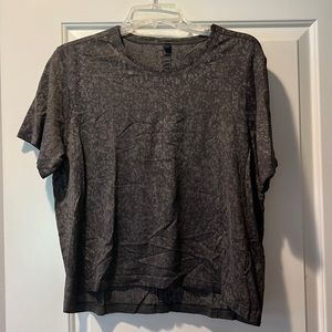 Lululemon t shirt